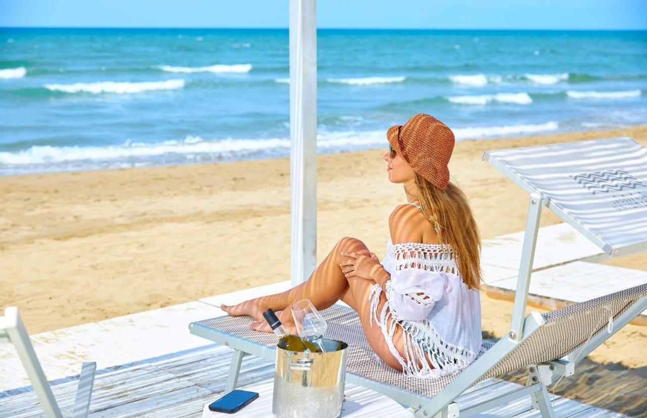 Paestum Inn Beach Resort Exteriör bild