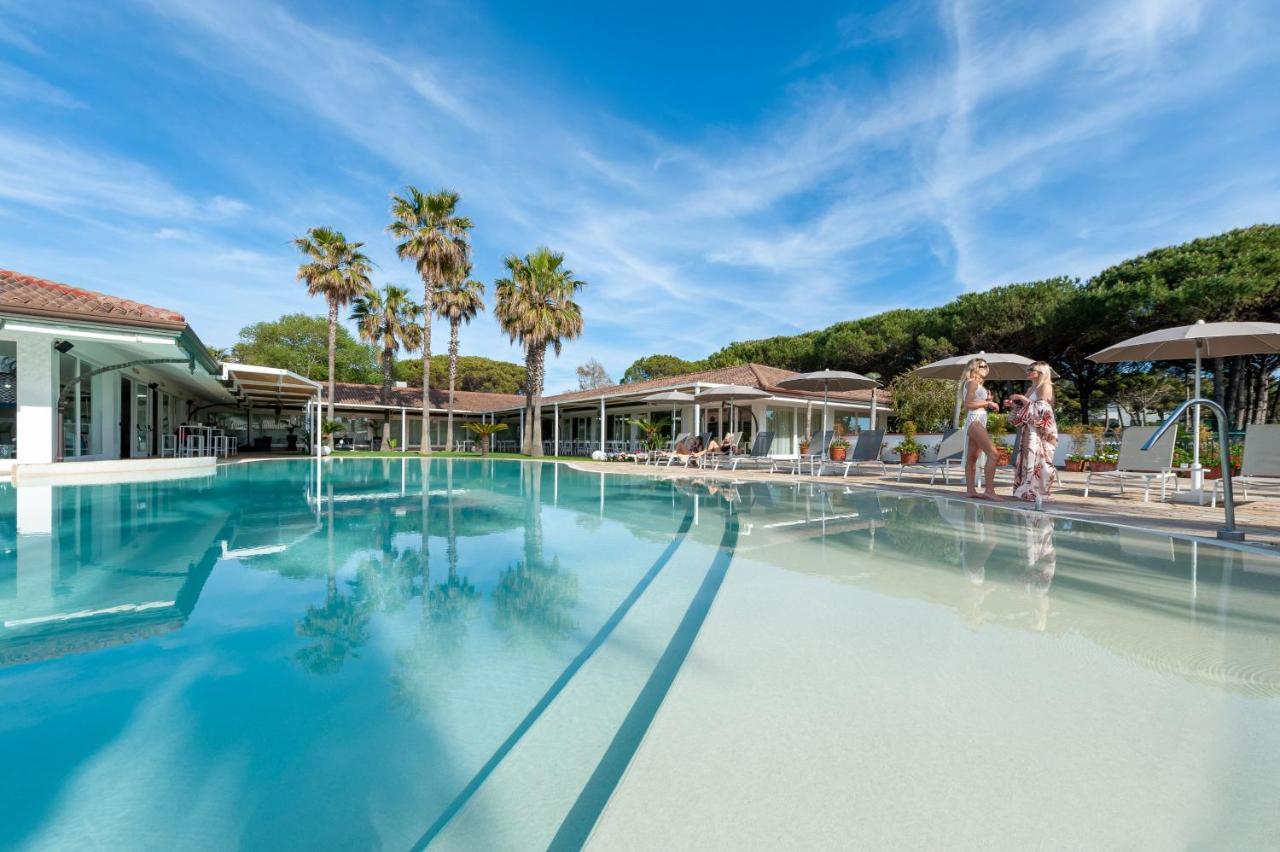 Paestum Inn Beach Resort Exteriör bild
