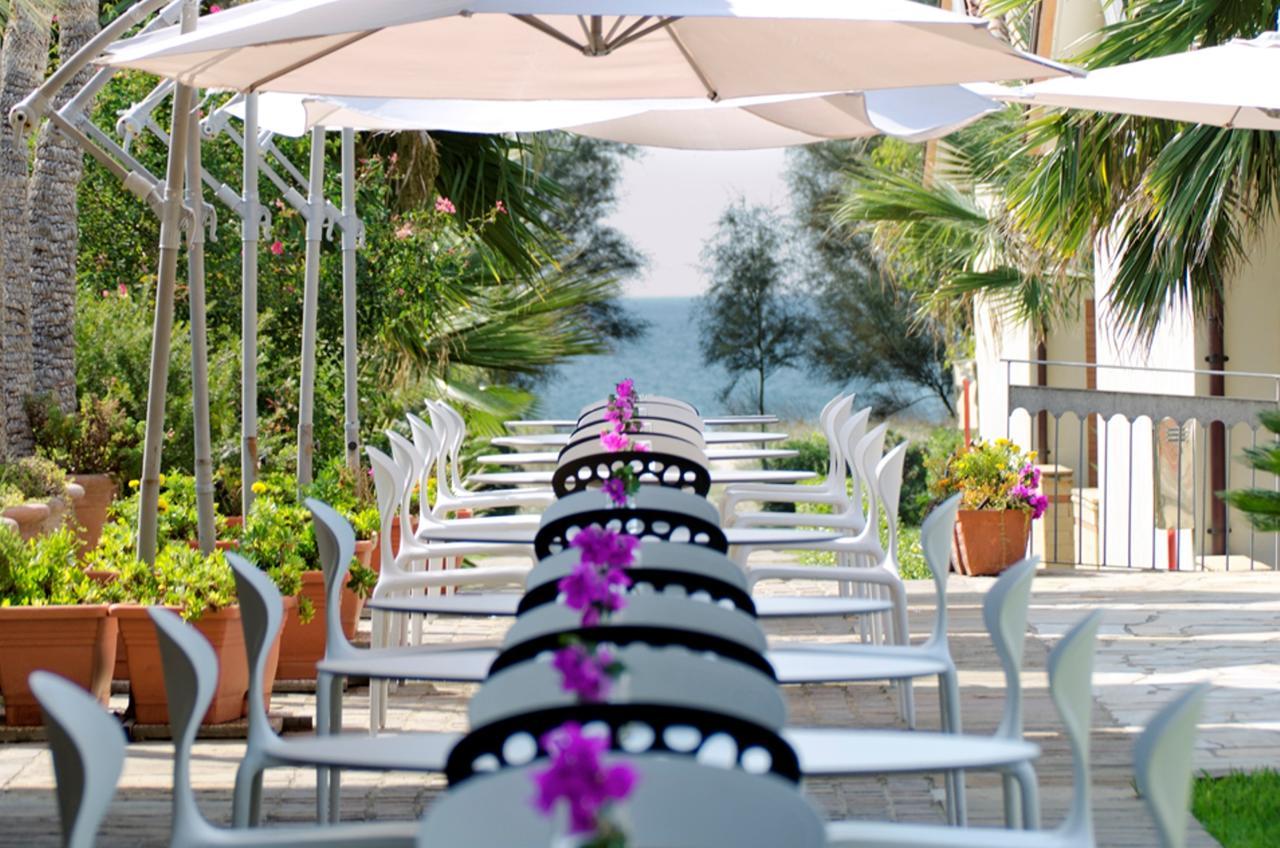 Paestum Inn Beach Resort Exteriör bild